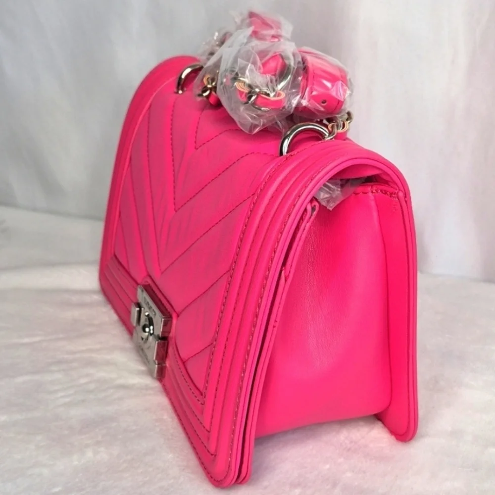 NWT Badgley Mischka Vibrant Pink Quilted Chain Bag